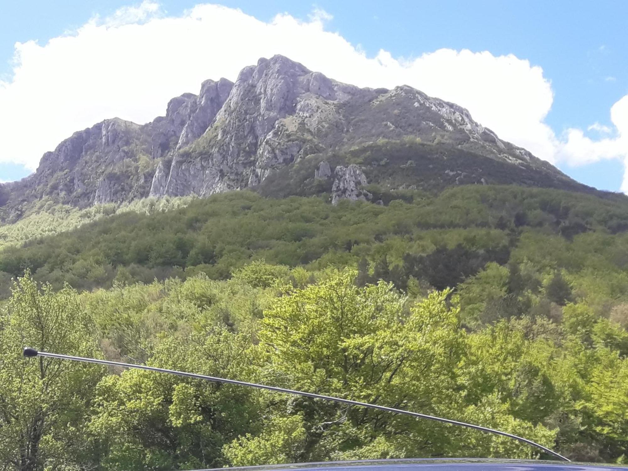 Chez Loulou Du Linas - Bugarach Exterior foto
